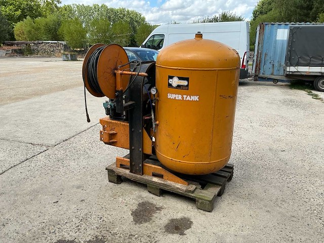 Jammaers mobiele compressor - afbeelding 1 van  6