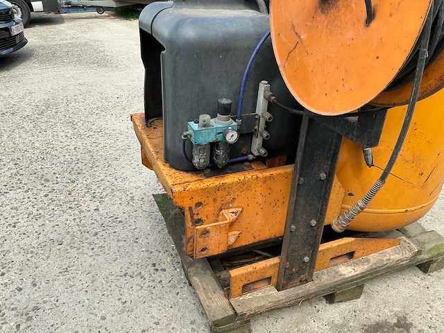 Jammaers mobiele compressor - afbeelding 3 van  6