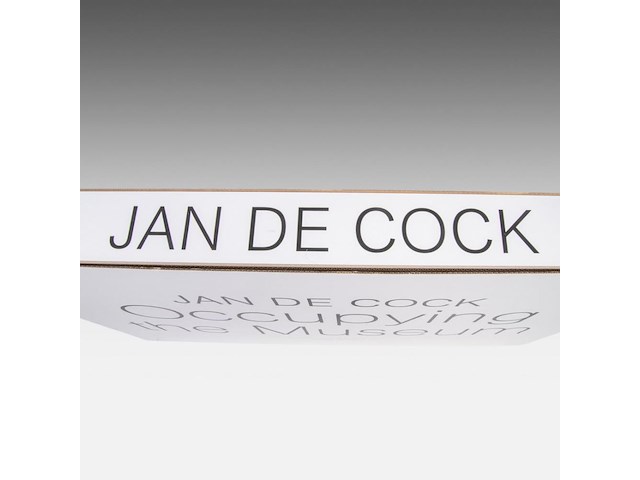 Jan de cock - occupying the museum (80x) - afbeelding 2 van  6