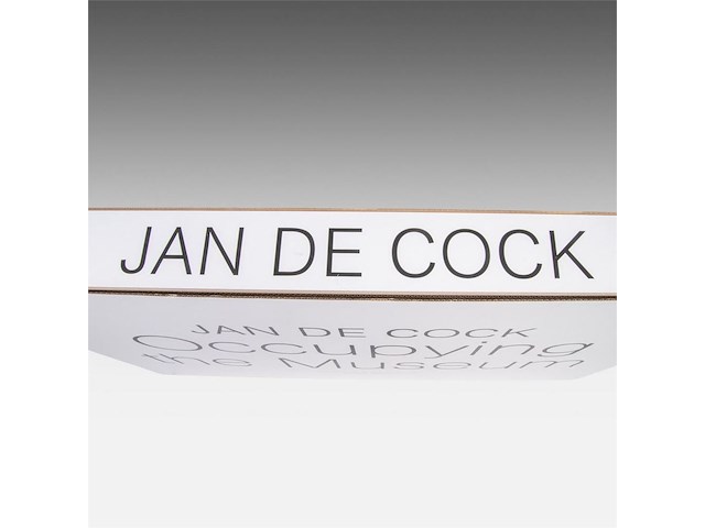 Jan de cock - occupying the museum (80x) - afbeelding 1 van  6