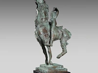 Jan desmarets (1961), horseback rider, green patinated bronze on a belgian bluestone column the bronze: 80 cm. (31 1/2 in.), with stand: 170 cm. (66.93 in.)