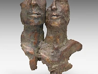 Jan desmarets (1961), two heads, artist proof, n° iv/iv 35.5 cm. (13.98 in.)