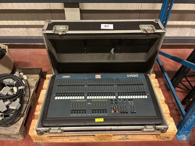 Jands event 36+ light console - afbeelding 1 van  6