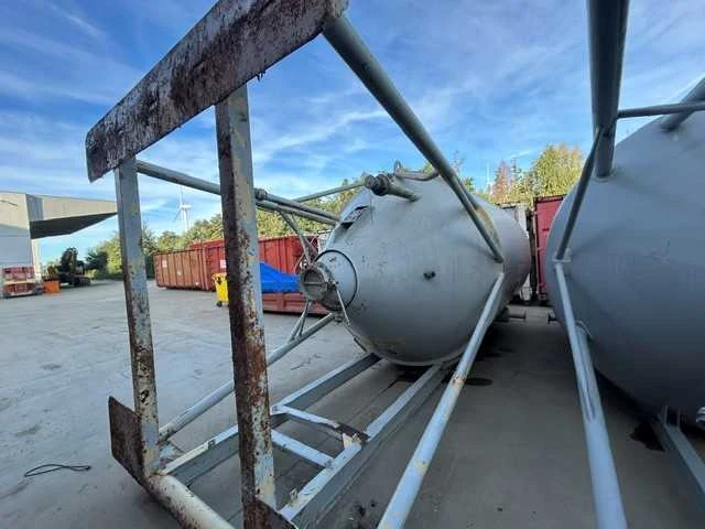 Jans - cementsilo/ kalksilo - cement & concrete - afbeelding 3 van  8