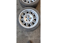 Jante en aluminium avec pneu (4x) - afbeelding 2 van  8