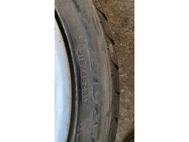 Jante en aluminium avec pneu (4x) - afbeelding 6 van  8