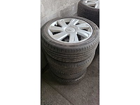 Jante en aluminium avec pneu (4x) - afbeelding 4 van  12