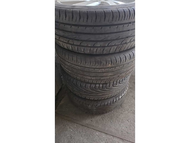 Jante en aluminium avec pneu (4x) - afbeelding 5 van  12