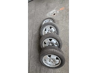 Jante en aluminium avec pneu (4x) - afbeelding 4 van  9