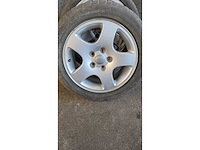 Jante en aluminium avec pneu (4x) - afbeelding 5 van  10