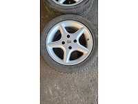 Jante en aluminium avec pneu (4x) - afbeelding 2 van  11