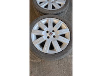 Jante en aluminium avec pneu (4x) - afbeelding 7 van  8