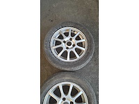 Jante en aluminium avec pneu (4x) - afbeelding 5 van  11