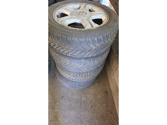 Jante en aluminium avec pneu (4x) - afbeelding 2 van  8