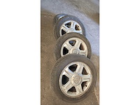 Jante en aluminium avec pneu (4x) - afbeelding 4 van  8