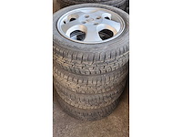 Jante en aluminium avec pneu (4x) - afbeelding 3 van  9