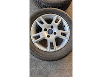 Jante en aluminium avec pneu (4x) - afbeelding 13 van  14