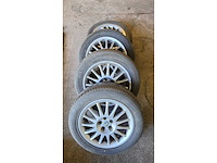Jante en aluminium avec pneu (4x) - afbeelding 10 van  12