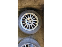 Jante en aluminium avec pneu (4x) - afbeelding 6 van  12