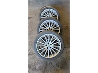 Jante en aluminium avec pneu (4x) - afbeelding 2 van  9