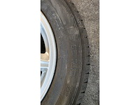 Jante en aluminium avec pneu (4x) - afbeelding 2 van  10