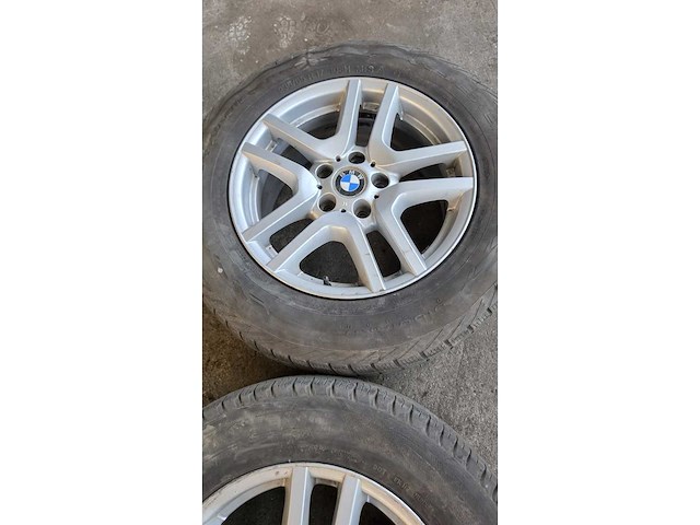 Jante en aluminium avec pneu (5x) - afbeelding 5 van  10