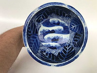 Japanese porcelain arita stemcup - afbeelding 12 van  24