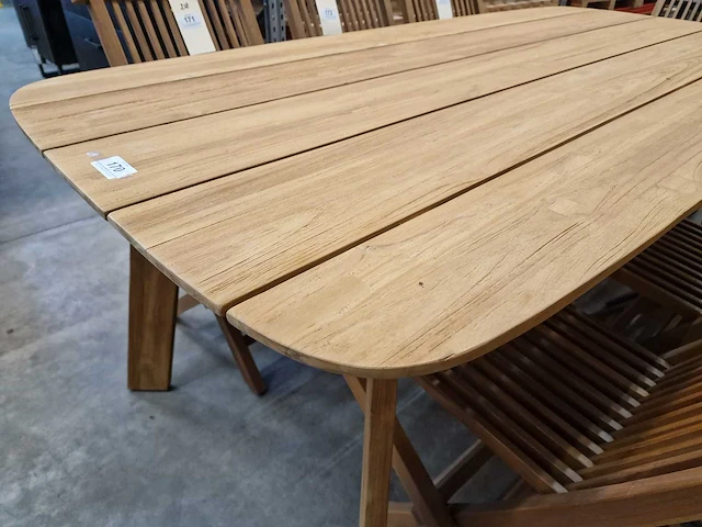 Jardino teak tuintafel amber 200 x 100cm - brede latten met tapse poot - afbeelding 4 van  4