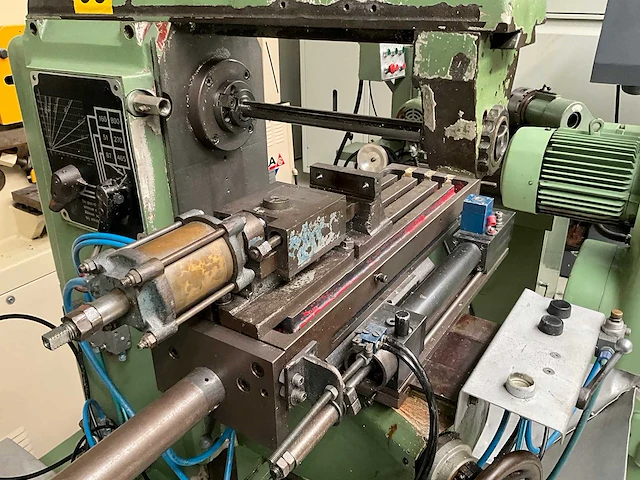 Jaspar - js1 - kniefreesmachine - afbeelding 1 van  7