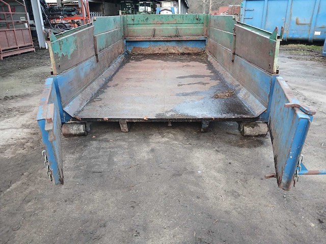 Jaspers nv afzetcontainer - hefbeugel en rollen - afbeelding 6 van  9