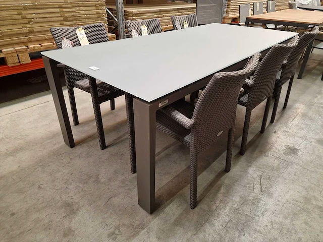Jati-kebon - alu tuintafel arolla taupe 220 x 100cm + lichtgrijs glas - afbeelding 1 van  4