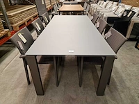 Jati-kebon - alu tuintafel arolla taupe 220 x 100cm + lichtgrijs glas - afbeelding 2 van  4
