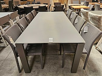 Jati-kebon - alu tuintafel arolla taupe 220 x 100cm + taupe glas - afbeelding 1 van  3