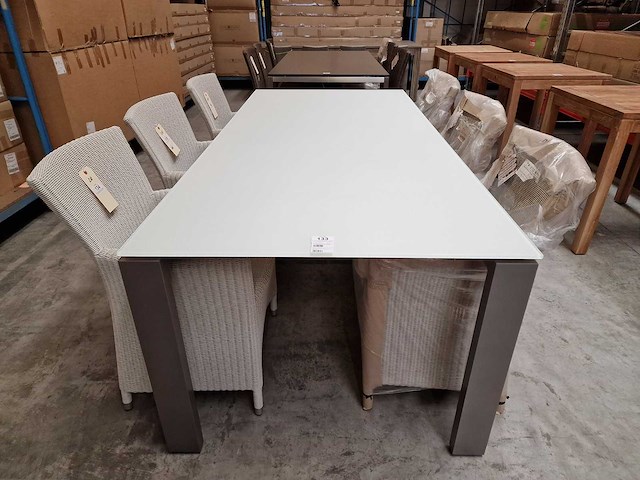 Jati-kebon - alu tuintafel arolla taupe 220 x 100cm + wit glas - afbeelding 2 van  3