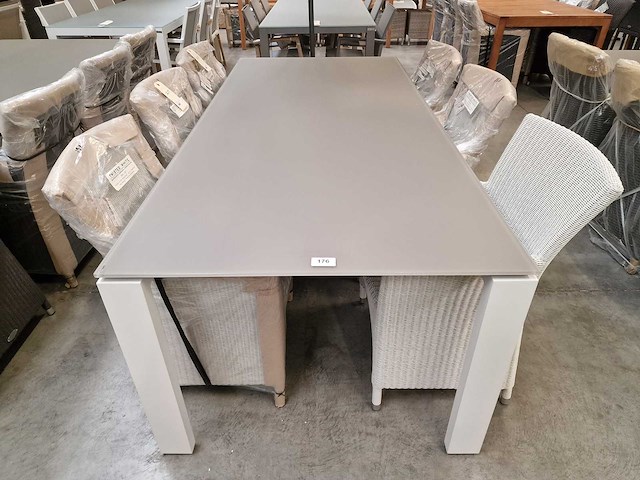 Jati-kebon - alu tuintafel arolla wit 220 x 100cm + taupe glas - afbeelding 2 van  4