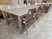 Jati-kebon - alu tuintafel arolla xl champagne 280 x 110cm + taupe glas - afbeelding 1 van  4