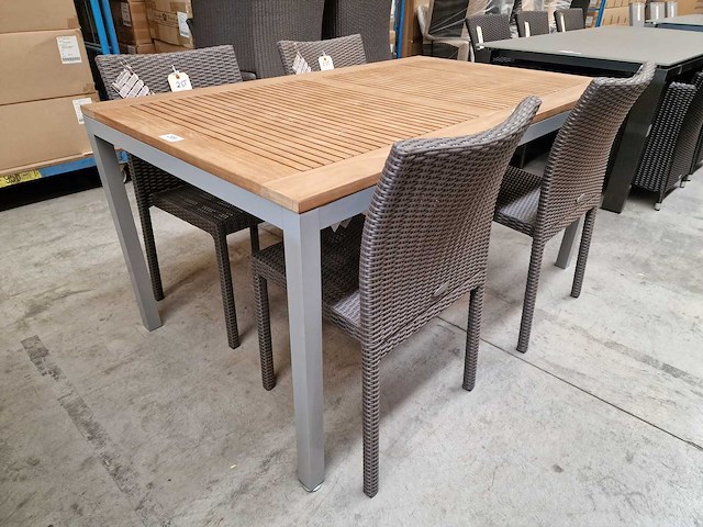 Jati-kebon - alu tuintafel haiti zilver 150 x 90cm + teak blad - afbeelding 1 van  3