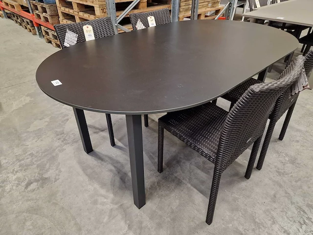 Jati-kebon alu tuintafel ovaal 190 x 110cm + hpl blad zwart - afbeelding 1 van  5