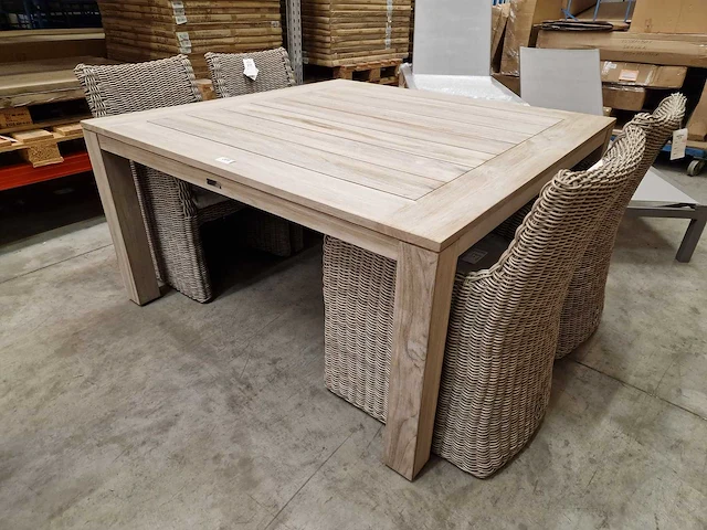 Jati-kebon teak tuintafel coventry 150cm x 150cm instant grey - afbeelding 1 van  4