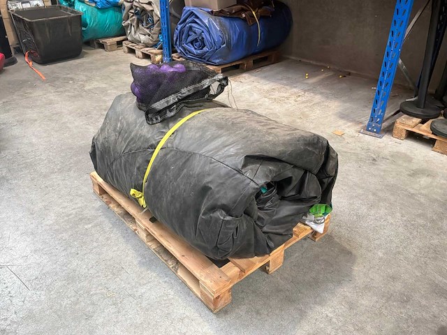 Jb springkasteel molenjacht - afbeelding 2 van  4