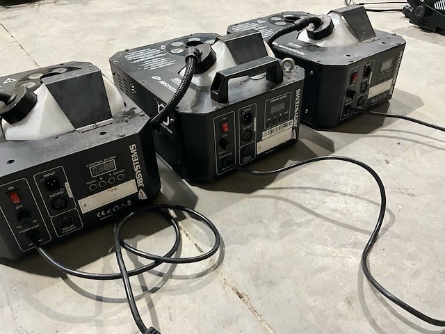 Jb systems kleurstraal mistgenerator (3x) - afbeelding 7 van  8