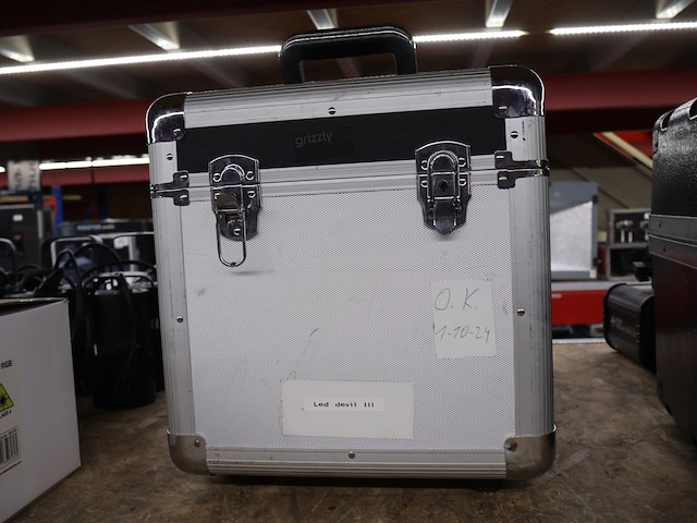 Jb systems led devil iii - afbeelding 6 van  6