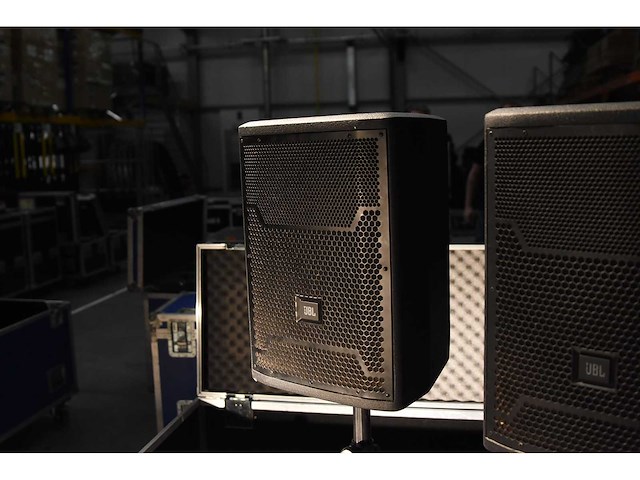 Jbl - prx 710p + flightcase + k&m stands - speaker (2x) - afbeelding 2 van  3
