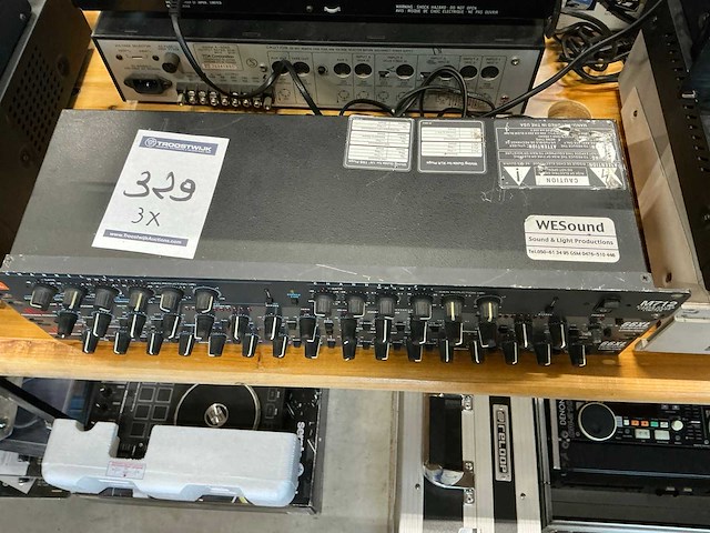 Jbl en dbx compressor limiter (3x) - afbeelding 2 van  4
