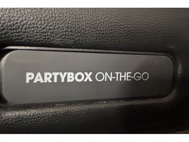 Jbl partybox - afbeelding 2 van  2