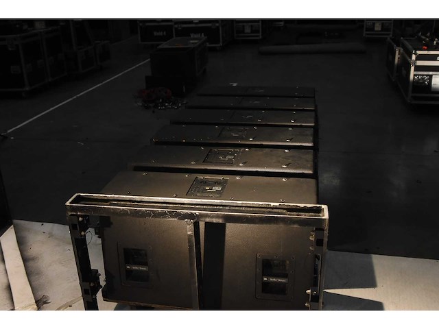 Jbl vertec vt4888 line array system (12x) - afbeelding 4 van  5