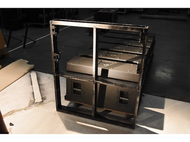 Jbl vertec vt4888 line array system (12x) - afbeelding 2 van  5