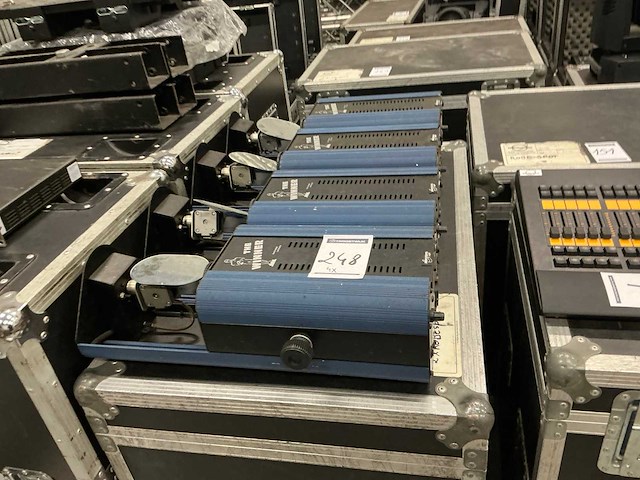 Jbsystem the winner lichteffect (4x) - afbeelding 2 van  4