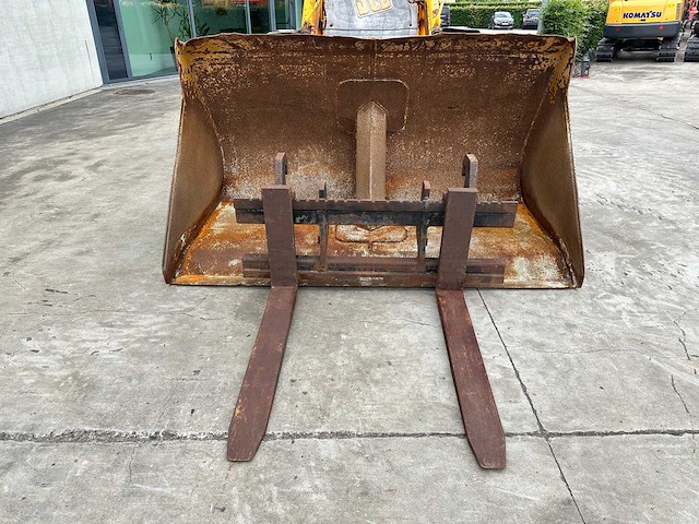 Jcb - - 411 - wiellader - afbeelding 18 van  54