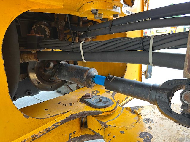 Jcb - - 411 - wiellader - afbeelding 24 van  54